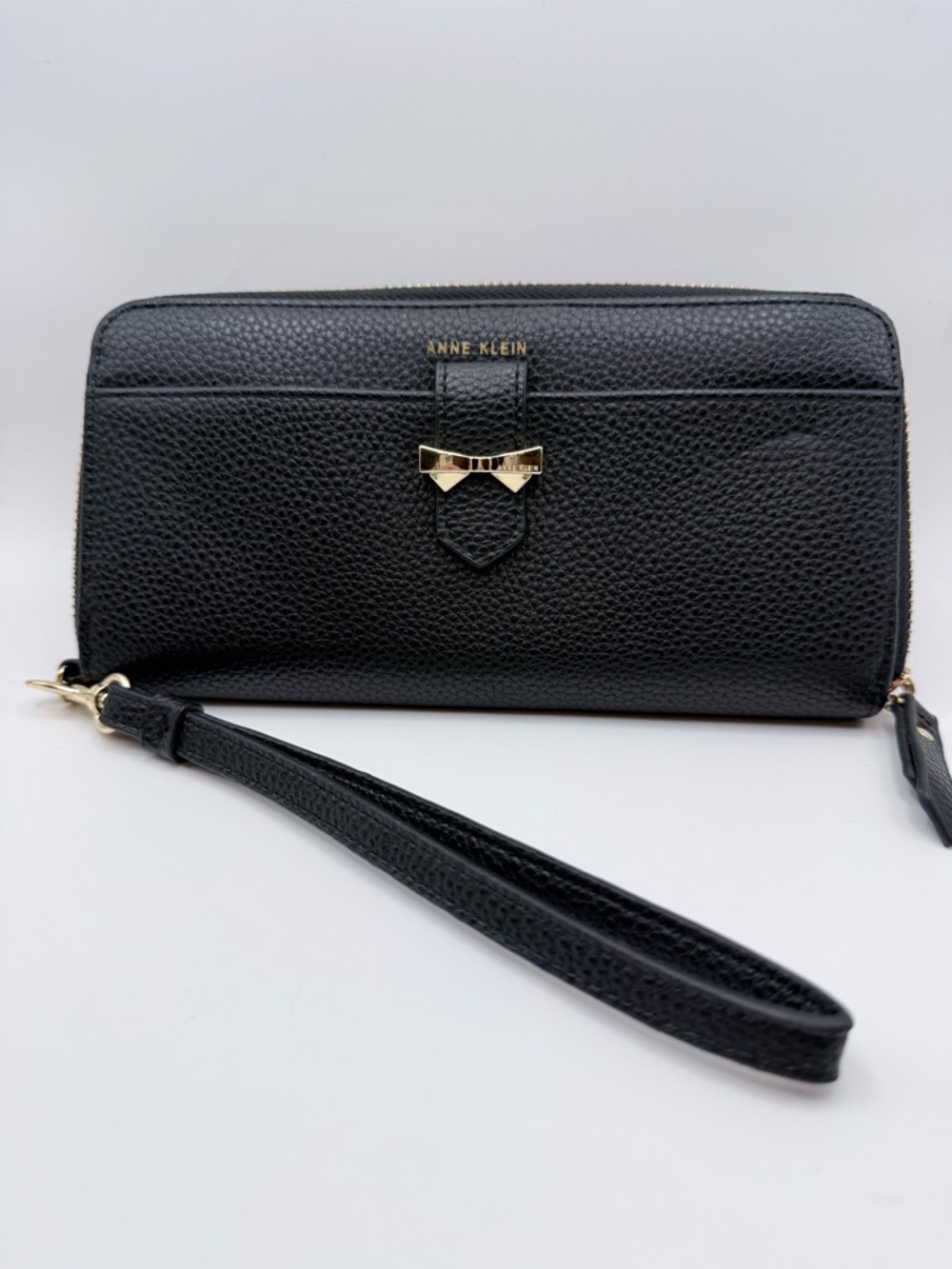 Anne Klein Black Zip Around Pebbled Faux Leather Wristlet Gold Bow Buckle- EUC